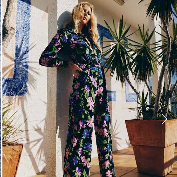 Chasing Unicorns Onesie 🦄 - Picture 7 of 17